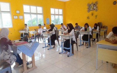 Pelaksanaan Asesmen Sumatif Akhir Fase Berbasis Android di SMK Negeri 1 Belida Darat Berjalan Lancar